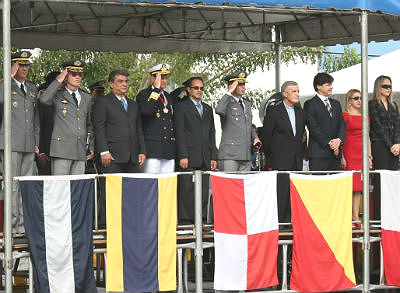 A cerimônia aconteceu em frente ao Comando do 6º Distrito Naval (Kléverton Velasques)